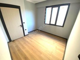 🟪aktif'ten Burhaniye Mahkeme Mahallesi Okullar Bölgesinde 2+1 Satılık Daire 🟪