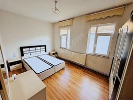 Gaziosmanpaşa Da 1+1 Kiralık Daire 1.kat Karadeniz Emlaktan