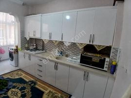 Akçay Emlak'tan Akşehir Mualla Nigar Ortaokulu Yanında Eşyasız 2. Kat Doğalgazlı Kiralık 3+1 Daire