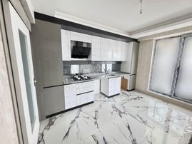 Yenikent Fevzi Çakmak Mh'de 2+1 Ebeveyn Banyolu Satılık Daire