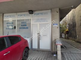 Yenidoğan Tam Merkez De Kiralık Kullanışlı Fırsat Dükkan