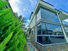 Uytundan Zeytinlide Doğayla İç İçe Satılık Lüks Sıfır 3+1 Villa