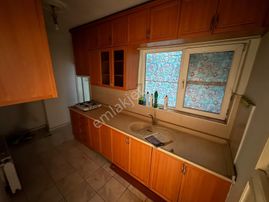 Demetevler Mah Cadde Üzeri 3+1 2. Ara Katta Masrafsız Kiralık