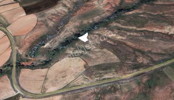 Nevşehir Avanos Sarılar Yola Yakın 1.188 M² Satılık Bağ