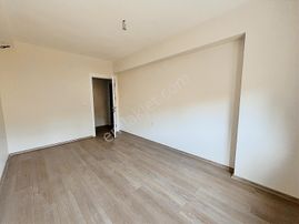 Menemen Egekent-2'de Havuzlu Site İçerisinde Kiralık 3+1 Daire