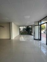 Yalova Çiftlikköy M.akif'de Kiralık Depolu 300 M2 Dükkan