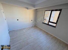 Şeker Emlaktan Şehir Hastanesi Yakını 105m² 2+1 Lüx Daire