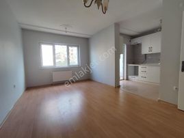 Menemen Gazi Mah. Ferah Arakat 2+1 Kiralık Daire