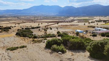 Serinhisar Cumhuriyet'te Fırsat !! Köşe Arsa - Altyapı Başladı