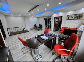 Oto Galericiler St. En Gözde Cadde Üzeri İşyeri