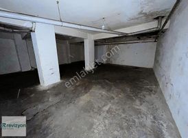 Merkezi Konumda Altıparmakta 220 Metrekare Boş Satılık Dükkan