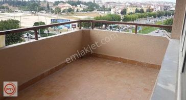 Fsm Bulvarla Tuna Cadesi Köşesi Acil İhtiyaçtan Kelepir Daire