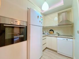 🌀gültaş Emlaktan Akçay Altınkumda Satılık 1+1 Havuzlu Otoparklı Asansörlü Daire