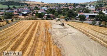 Tekirdağ Süleymanpaşa İnecik Mahallesinde İmarlı Ruhsatlı Arsa