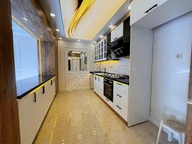 Akalından Esenyalıda 3+1 150 M2 Arakat Lüks Ve Şehir Manzaralı