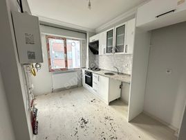 Tosya Yolunda Pazara Yakın Fırsat 2+1 Daire