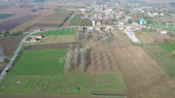 Arifiye Hacıköy Mah. 3040m2 Satılık Tarla