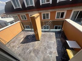 Araç Takası Olur Üniversite Yakını Satılık Teraslı 1+1 Apart