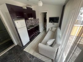 Araç Takası Olur Üniversite Yakını Satılık Teraslı 1+1 Apart