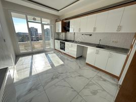 Forum Avm Karşısında 3+1 Fırsat Kiralık Daire!!!