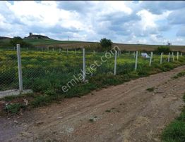 Karaömerli'de Akdeniz Binicilik Arkası Asfalt Kenarı Göl Manzrlı