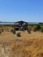 Karaömerli'de Göl Manzaralı, Elk Su Yol Mevcut.