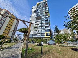 Turyap Sistem'den Üniversite Cad. Site İçi Eşyalı Satılık 1+1