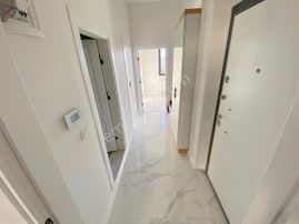 🟢🟣 Kadıköyde Arakat Ön Cephe Şık Tasarımlı Merkezi Konumda 2+1 Daire