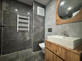 Silivri Yeni Mh. Merkezi Konumda Havuzlu Butik Site İçi 2+1