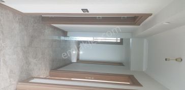 Arel'den Bağlıca Three Life Ta Yüksek Giriş Geniş Kullanışlı 4+1