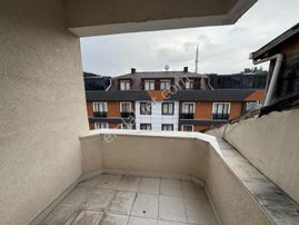 Metrobüse Çok Yakın Eşyalı Kiralık Dubleks Daire