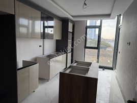 Ovacık'ta Yeni 2+1 Daire: Güvenli Site, Ferah Kapalı Mutfak