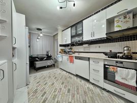 Atapark Mahallesi'nde Yeni Binada 3 Balkonlu Full Yapılı 4+1