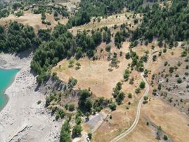 Cb'den Baraj Kenarı Harika Manzaralı Satılık Tek Tapu Tarla