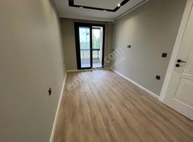 Akçay Köşemden İnce İşçilikli 1+1 Satılık Daire