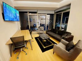 42 Maslak Satılık 2+1 136 M2 25.kat Eşyalı 2 Balkonlu Daire