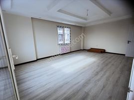 Sancak Emlaktan Ayvalık Altınova Mahallesinde Satılık Daire