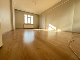 Mimar Sinan Mahallesinde Geniş Ve Kullanışlı 2.5+1 Kiralık Daire