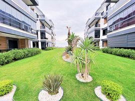 🌀gültaş Emlaktan Altınoluk’ta 2+1 Denize Sıfır Havuzlu Ultra Lüx Daire!