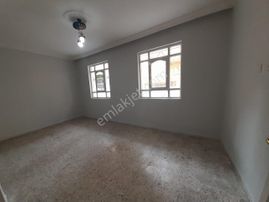 Güzel Emlaktan Acil Satılık Daire