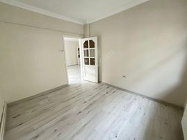 Bilgen Vatan'dan Nuri Pamir Cadde Yakını 3. Kat Yapılı Masrafsız Satılı Boş Daire