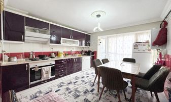 Atapark Mahallesi'nde Cadde Yanı E.banyolu Yapılı 3+1 Daire!