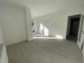 Sultanbeyli Merkez'de Metroya Yürüme Güney Cephe 2+1 Sıfır Daire