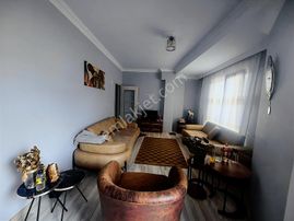 Çayırova Emek Mah Bosna Cad Satılık 3+1 Asansörlü Arakat Daire