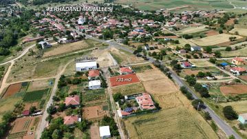 Ferhadanlı Mah. 731 M2 Merkeze 400 Mt Mesafede Villa İmarlı Arsa