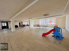 Gndden Mezitlinin Kalbinde Deniz Manzarlı Lüks 4+1 Satılık Daire