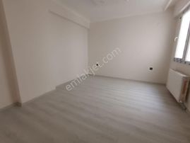 Sancak Emlaktan Gomec Mithatpaşada Lux 1+1 Daire...