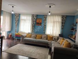 Körfez Mimarsinan Mahallesinde 3+1/175 M2 Ebeveyn Banyolu Çatı Dublexi