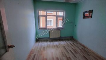 Tepebaşı Mah. Sanatoryum Caddesi Karşısı Kiralık Daire