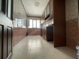 Elalmış Cad. Üzerinde Kapalı Otoparklı 2+1 Arakat Satılık Daire